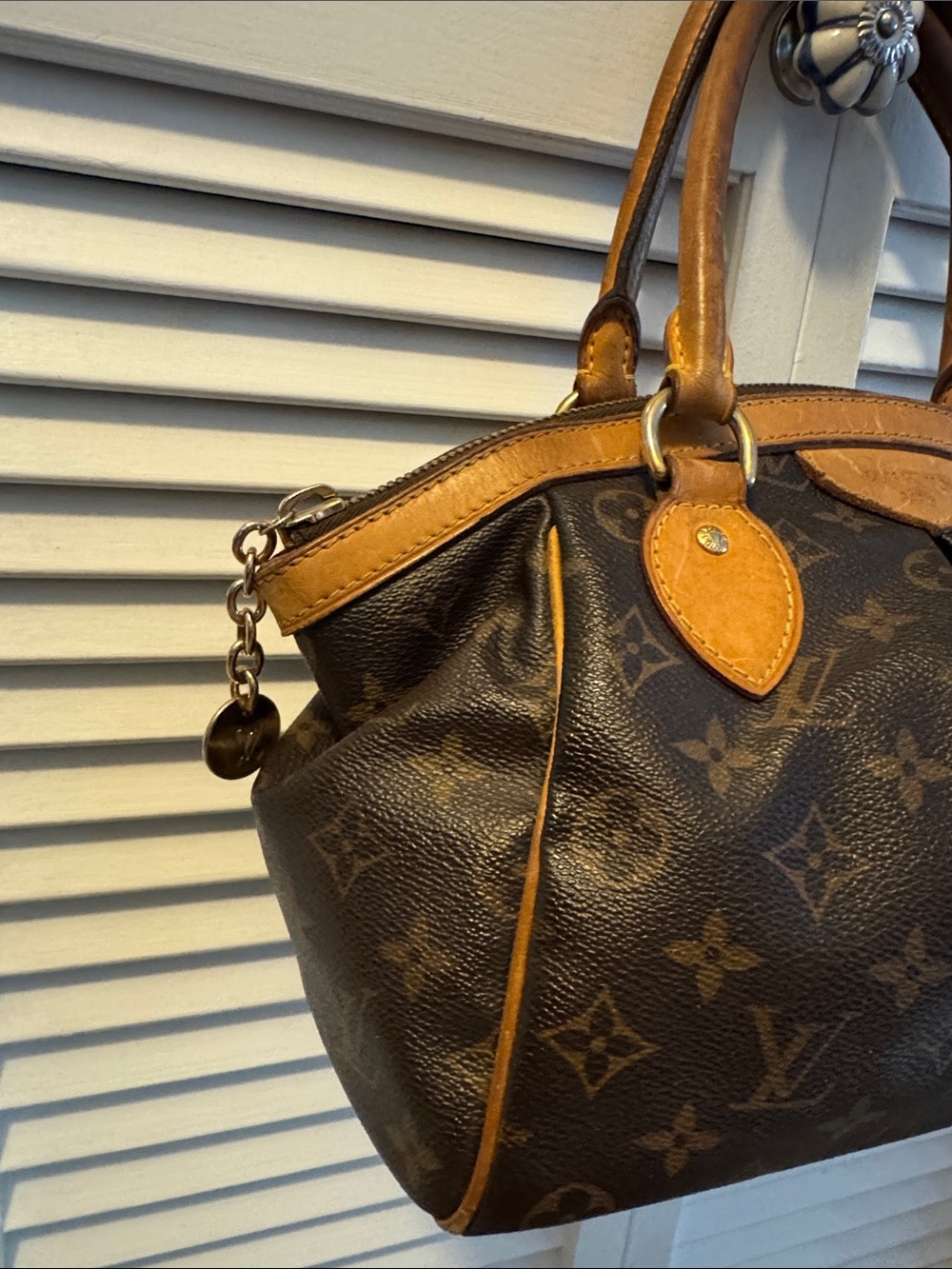 Discontinued Louis Vuitton Tivoli PM - Picture 3 of 10